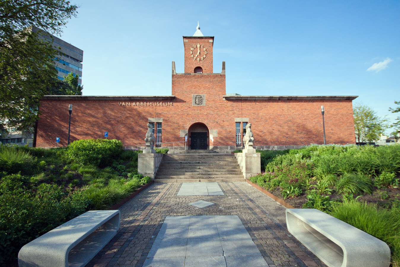 Het Van Abbemuseum in Eindhoven.
