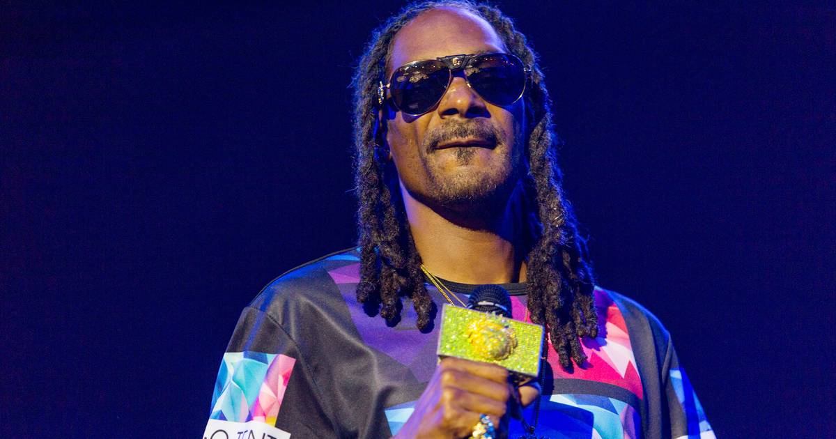 Snoop Dogg deelt opnieuw kalkoenen uit aan armen