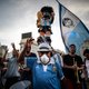 Argentijnen de straat op: ‘Maradona is niet overleden, hij is vermoord’