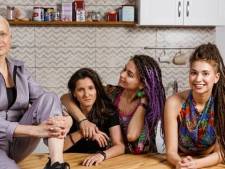 Russische supermarkt onder vuur voor advertentie lesbisch stel, zwicht voor kritiek