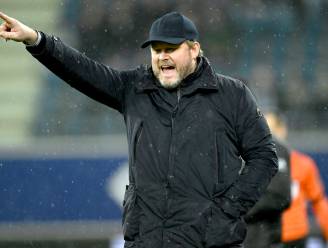 Hein Vanhaezebrouck hekelt na betwistbare rode kaart voor Cercle ontbreken van VAR: “Het kost wellicht te veel geld” 