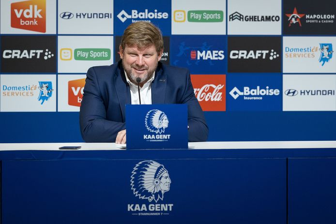 Hein Vanhaezebrouck kwam even niet op zijn woorden tijdens de persconferentie