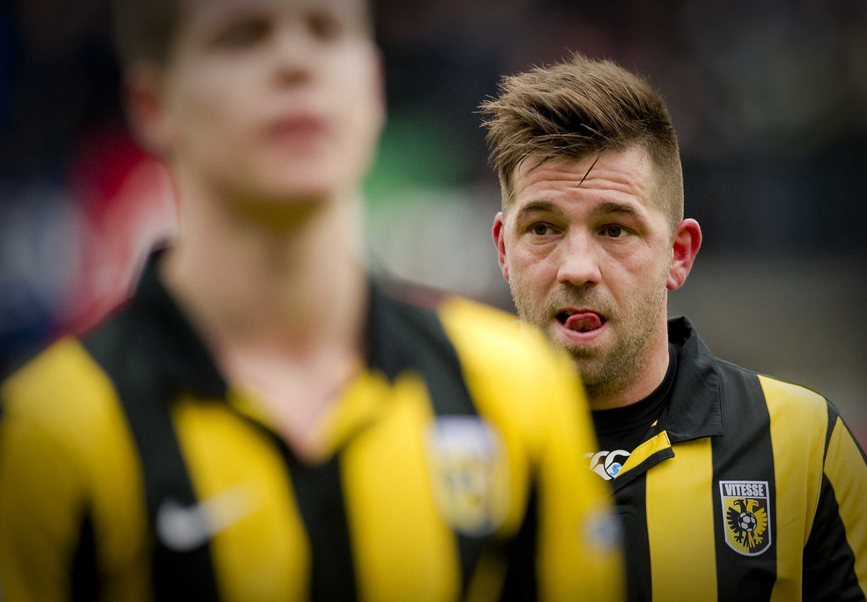 Janssen opnieuw geopereerd aan knie 'Ik laat mijn hoofd