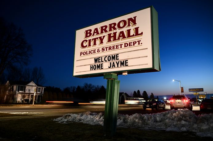 Een bord voor Jayme in haar woonplaats Barron, een dag nadat de vermiste tiener eindelijk werd gevonden.
