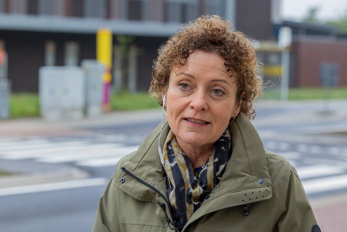 Vlaams minister van Mobiliteit Lydia Peeters reageert tevreden op het nieuws.