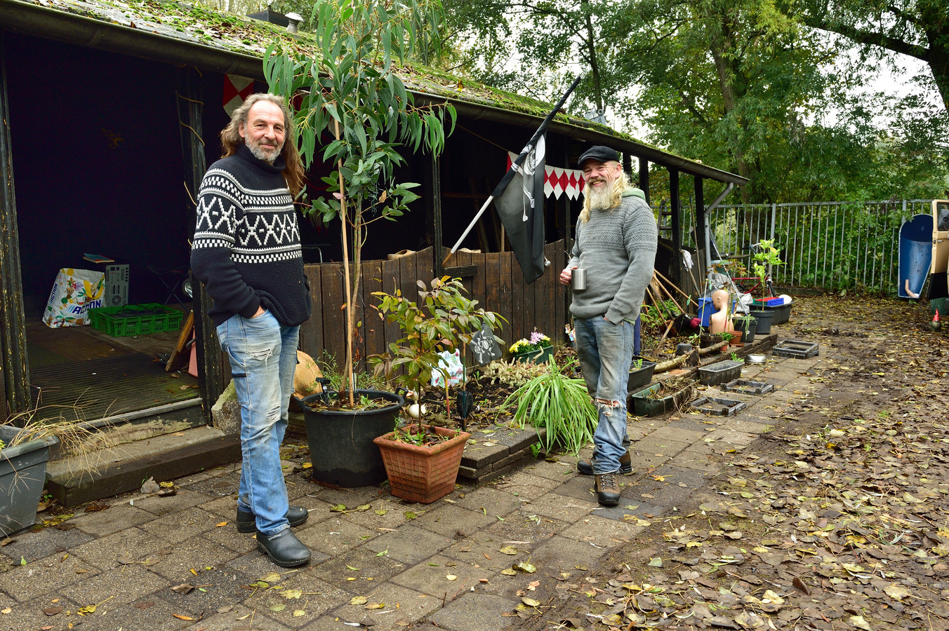 ron-en-herb-kraakten-leegstaand-pand-om-niet-op-straat-te-hoeven-slapen