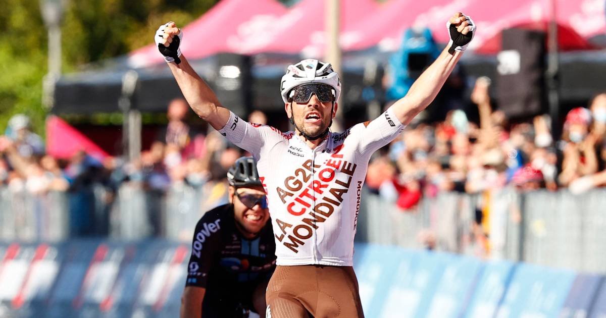 Vendrame controlla la transizione, il gruppo si prende un giorno libero  Giro Ditalia 8-30 maggio