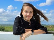 Xanne kreeg zware operatie in Londen die een einde moet maken aan haar spontane lachbuien