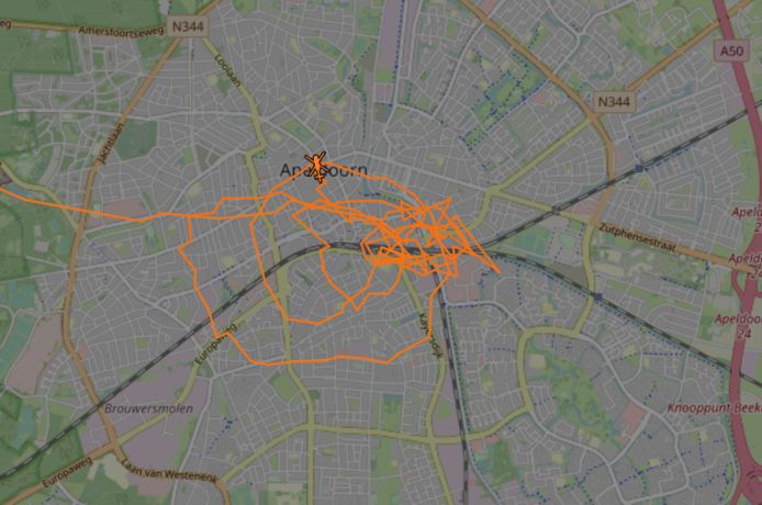De route van de politie-helikopter boven Apeldoorn.
