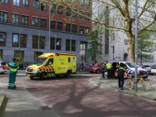 Jonge moeder werd met kind in hand aangereden door vuilniswagen, ze is nu arts: ‘Heb geluk gehad’