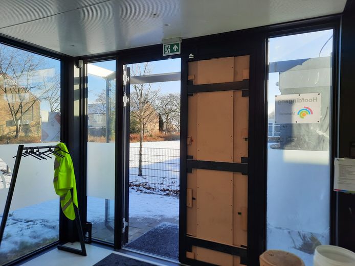 Menorah baalt van vuurwerkschade in fonkelnieuw schoolgebouw ‘Voor de fun van een paar