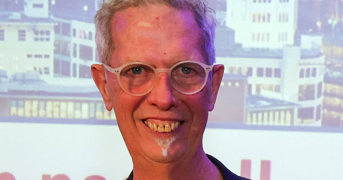 Willem Stam wordt beloond voor wijkgericht werken Eindhoven AD.nl