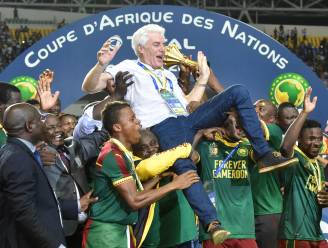 Broos eerste Belg die Africa Cup wint nadat invaller Aboubakar Kameroen in extremis naar delirium schiet