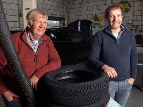 Garage Leijenaar bestond al toen eerste auto rondreed in Bathmen: ‘Nu bedrijf inrichten op elektrische’