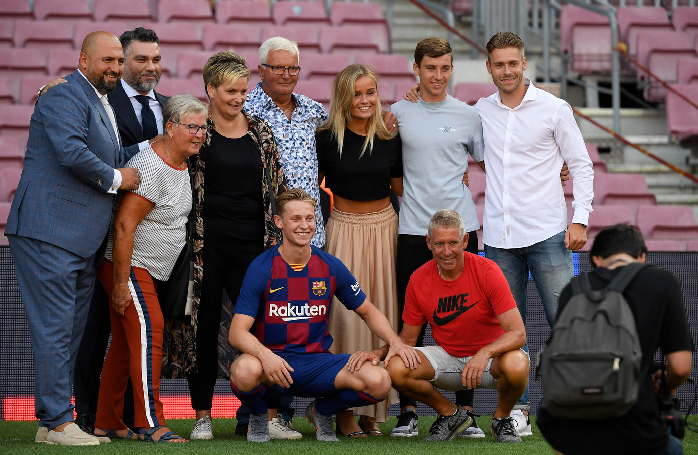 Bij de presentatie van Frenkie de Jong in Camp Nou op 5 juli 2019.