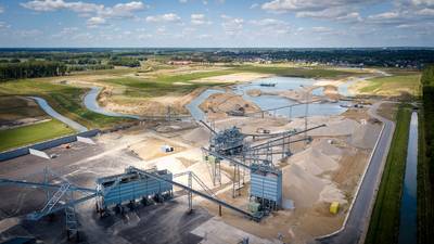 Bezwaren tegen 16 jaar trucks van zandwinning van tafel geveegd: ‘Beuningen doet níets voor ons’