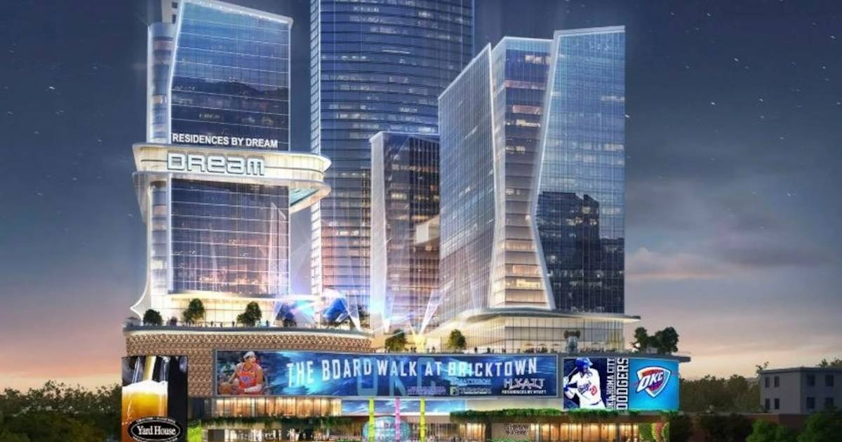 Not in New York, but in an unexpected city: Will America's New Tallest Skyscraper Be Built?  |  Abroad