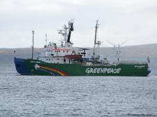 Les charges contre l'équipage de Greenpeace ont été réduites