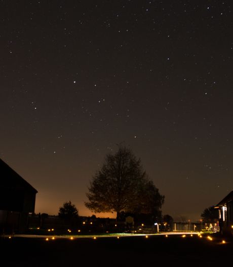 Ermelo onderzoekt of het een Dark Sky Park kan realiseren waar rustzoekers naar sterren kijken