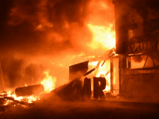 Frans Becx helpt RMR in Moergestel ‘uit de brand’: interieurbouwer kan snel weer aan de slag