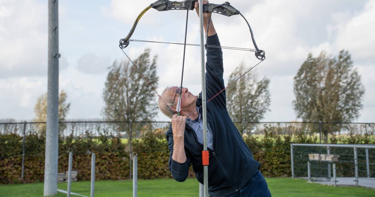 Bertus (74) uit Graauw schiet al zestig jaar met scherp: ‘Stoppen? Nee man, nog lang niet!’ | Zeeuws