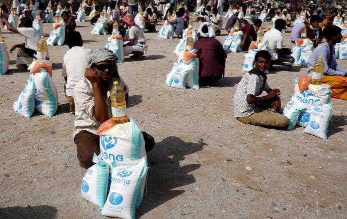 Een voedselbedeling van de organisatie in Jemen.