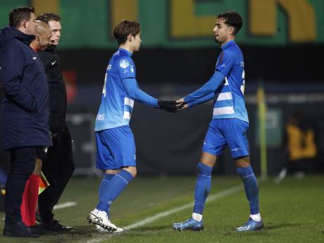 Ook spelers en staf PEC Zwolle leveren salaris in