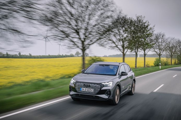 De Audi Q4 50 e-tron quattro