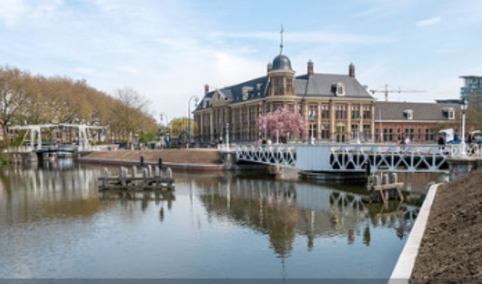 Het Merwedekanaal.