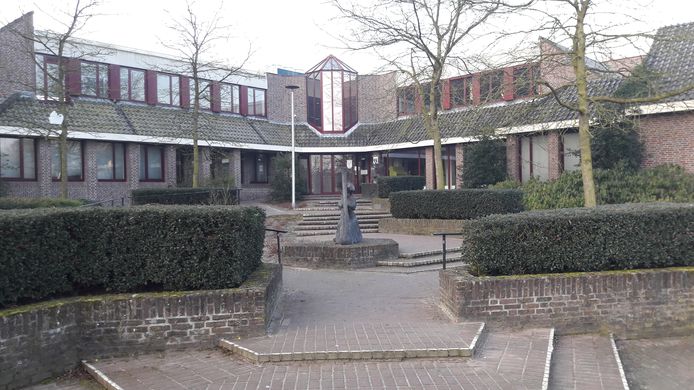 Het gemeentehuis in Vlijmen