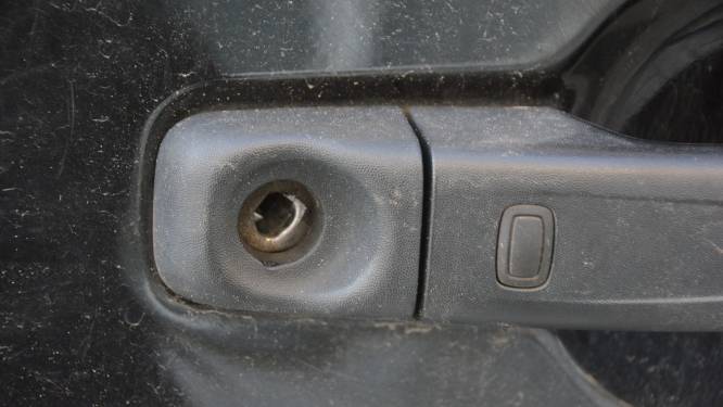 Bulgaarse bende riskeert celstraffen tot 5 jaar voor diefstallen van werkmateriaal bestelwagens