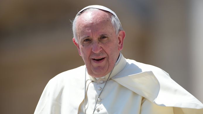 Paus Franciscus &quot;Europa moet draaien om menselijke