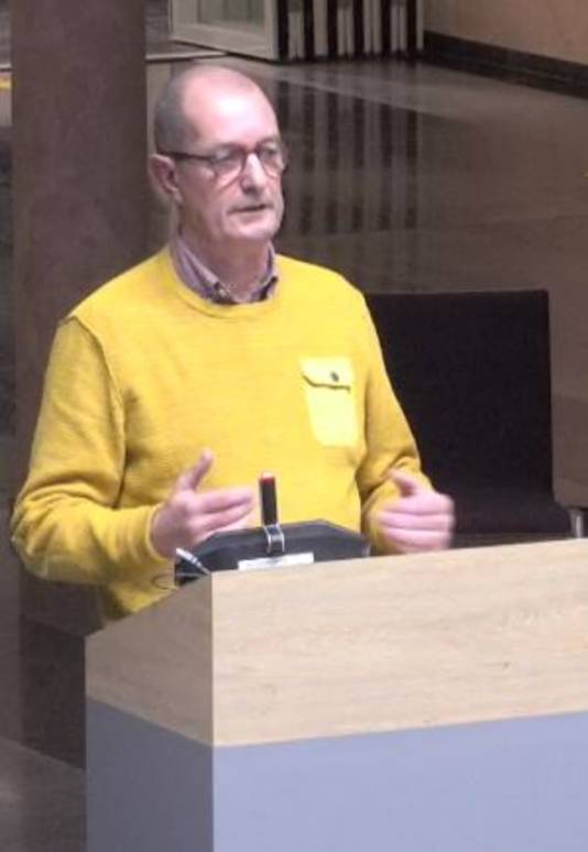 Ad van der Heijden, voorzitter van de dorpsraad in Olland.