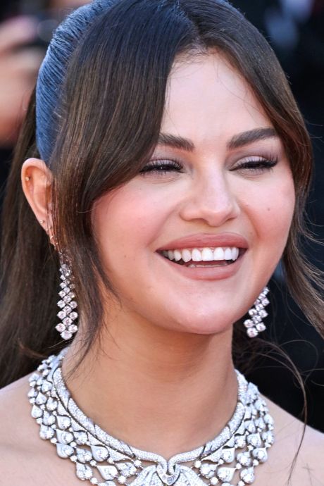 Selena Gomez huée sur le tapis rouge de Cannes
