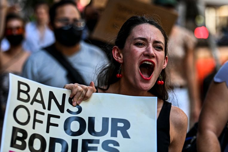 Voorvechters van het recht op abortus tijdens een protest in Florida, in juni. Beeld AFP