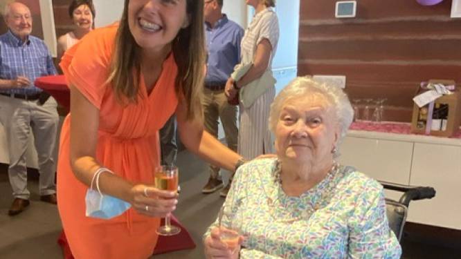 Louisa viert 100ste verjaardag: “Ze geniet nog dagelijks van het leven met de nodige humor”