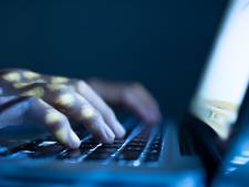 Drie manieren om hackers buiten je telefoon en laptop te houden