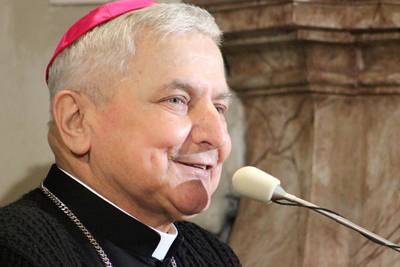 Le Pape écarte un évêque accusé d'avoir couvert des actes de pédophilie