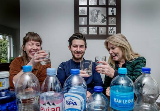 Als twee Dit zijn de verschillen tussen mineraalwaters de supermarkt | Koken Eten | pzc.nl