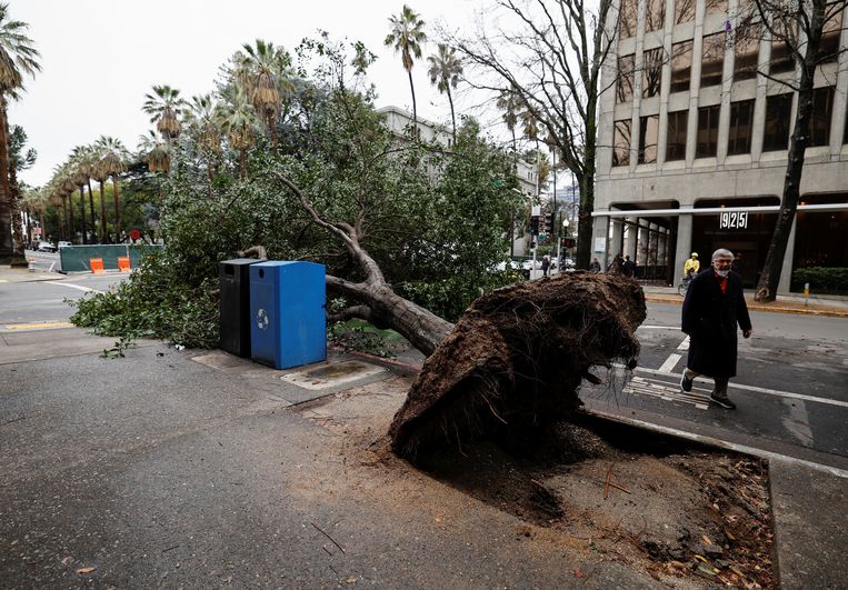 Californië heeft sinds vorige week te maken met noodweer en overstromingen. Beeld REUTERS