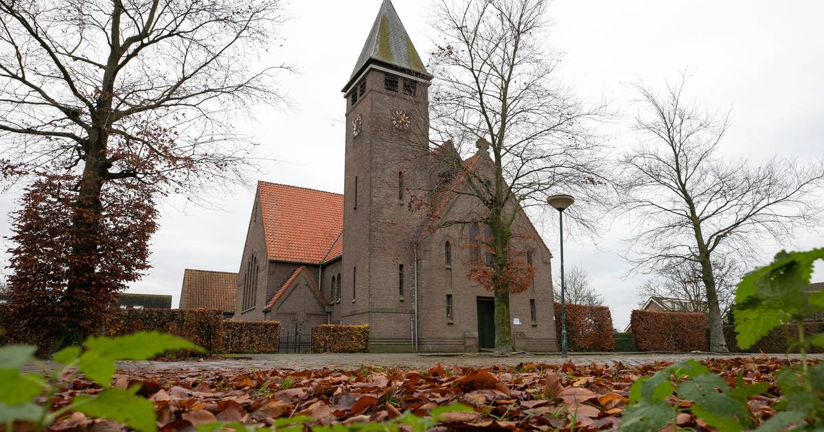Allemaal blije gezichten in Herpt: dorpshuis koopt de kerk