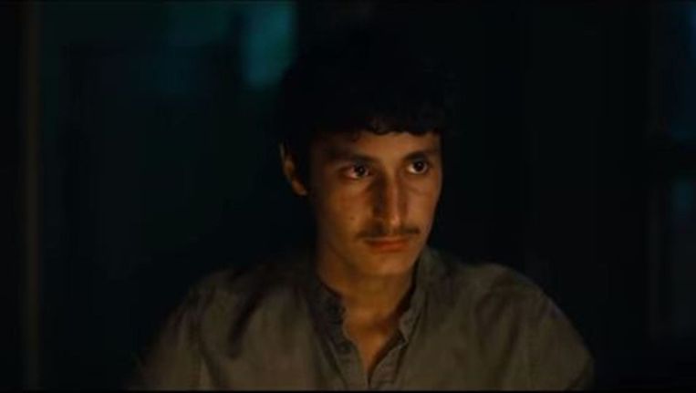 Een scène uit Inbetween worlds, waarin de Afghaanse tolk Tarik (gespeeld door Mohamad Mohsen) bevriend raakt met een Duitse soldaat. Beeld Screenshot YouTube