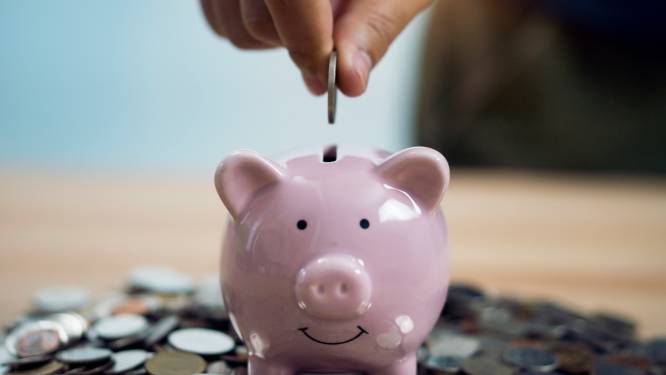 Wat is een normaal bedrag voor op je spaarrekening? ‘In veel gevallen is 10 procent te weinig’