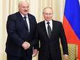 De Russische president Vladimir Poetin met zijn bondgenoot Alexander Loekasjenko van Belarus.