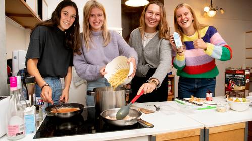 Studenten over hun eerste weken op kot in coronatijd: “We laten dat virus ons plezier niet vergallen”