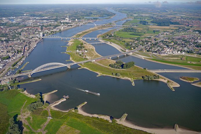 De Spiegelwaal bij Nijmegen.