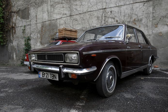 De Paykan Hillman Hunter-limousine.