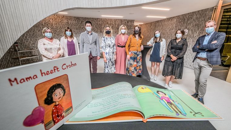 Mama heeft crohn': studentes brengen eerste kinderboekje uit dat darmziekte  uitlegt aan kinderen | Kortrijk | In de buurt | HLN