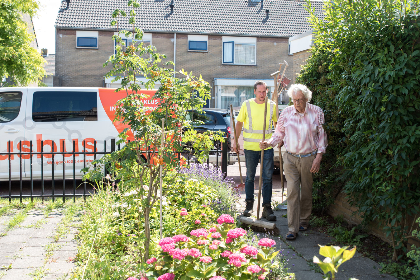 Foto ter illustratie. In Zierikzee ook een klusbus rond voor kleine klusjes.