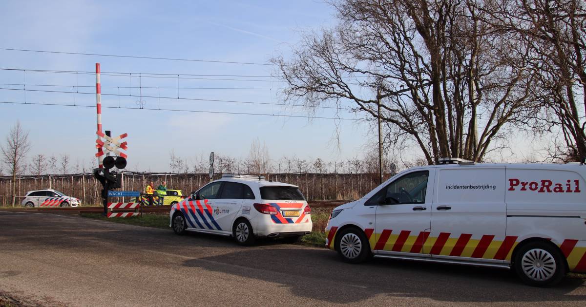 Er rijden geen treinen tussen Kruiningen-Yerseke en Goes door aanrijding.